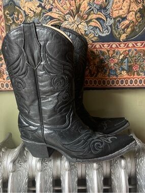 Vintage Circle G black leather cowboy boots 8.5